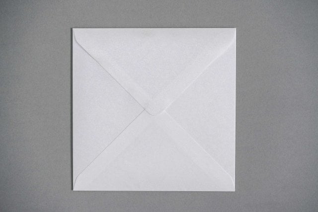 Koperty kwadratowe 155x155 mm, masa perłowa