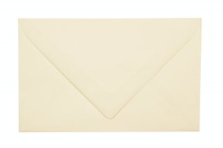 Koperty o specjalnym rozmiarze, kremowe